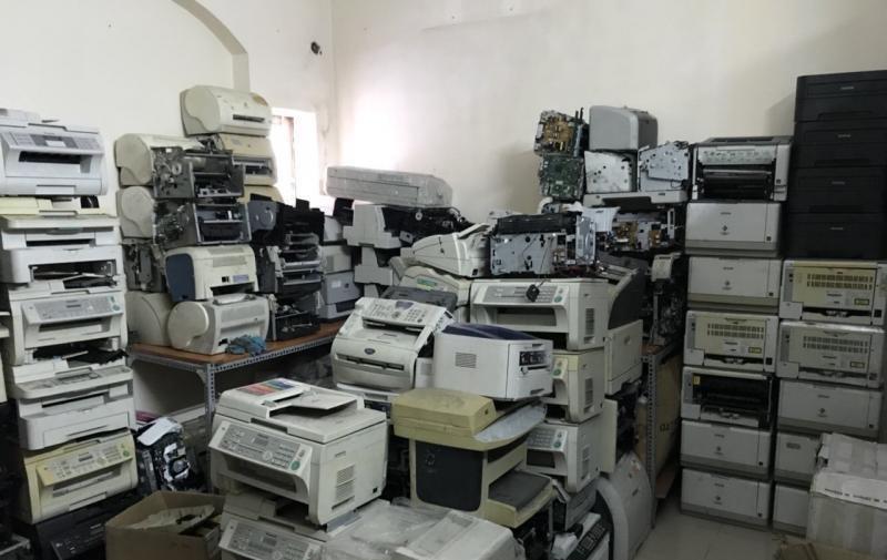 bơm mực bơm mực